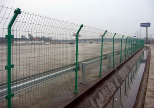 陕西高速公路与铁路隔离栅产品的制作特点