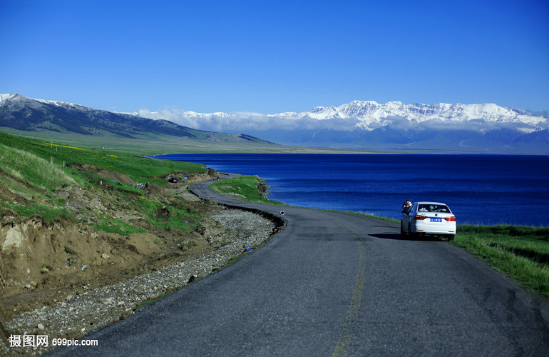 天山明珠上的丝带——新疆赛里木湖公路与桥梁
